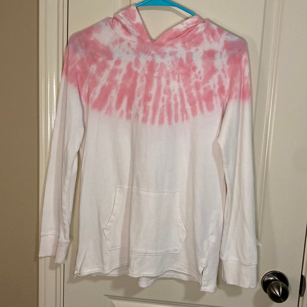 Old Navy girls tie-dye hoodie. Great condition. Size XL (14).